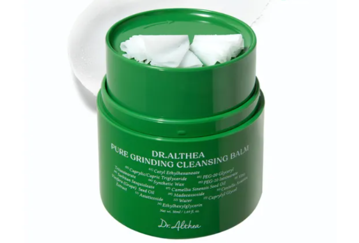 بلسم منظف بتركيبة غنية